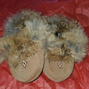 Manitobah Muklucks toddler 7-8